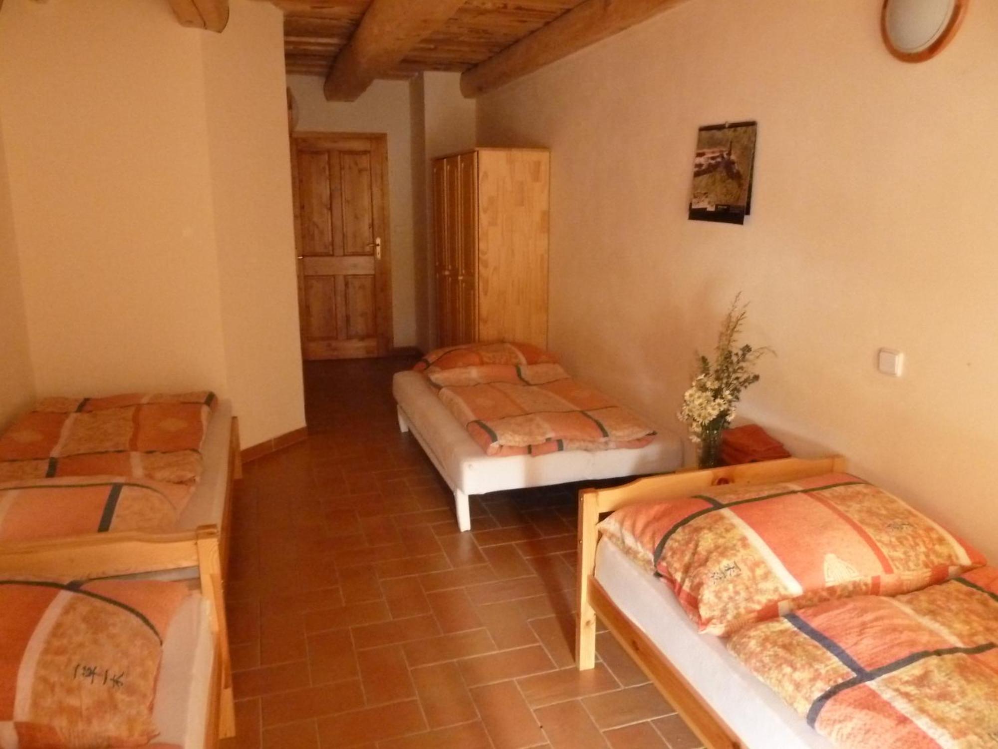 Q Ranch Hotel Bezdekov  Exterior photo
