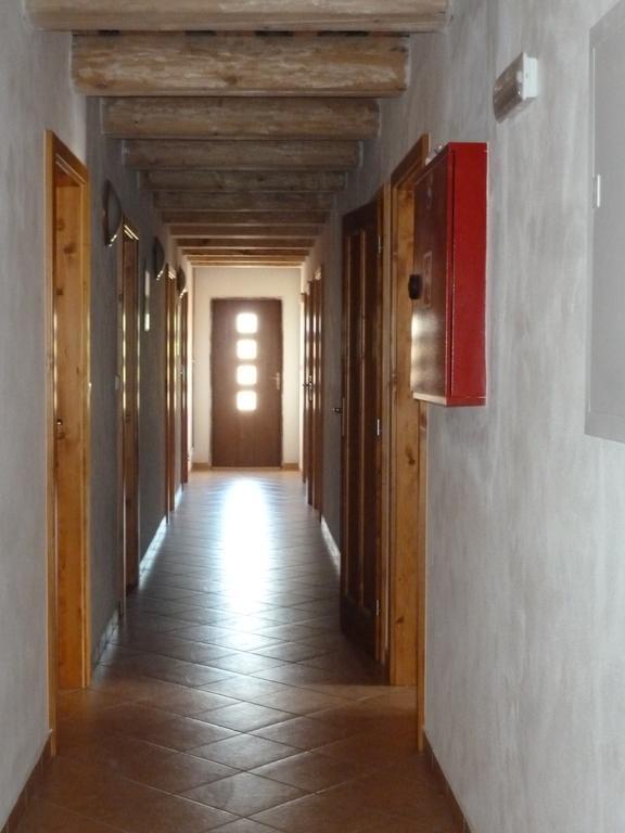 Q Ranch Hotel Bezdekov  Room photo