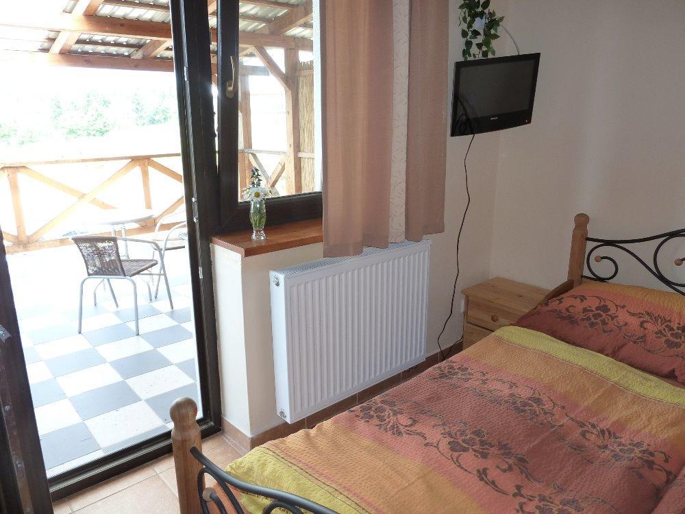 Q Ranch Hotel Bezdekov  Exterior photo
